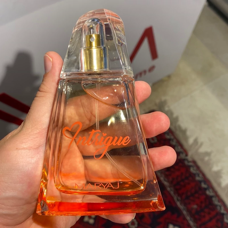 ادکلن رنانه اینترکیو رایحه پرطرفدار لجند زنانه