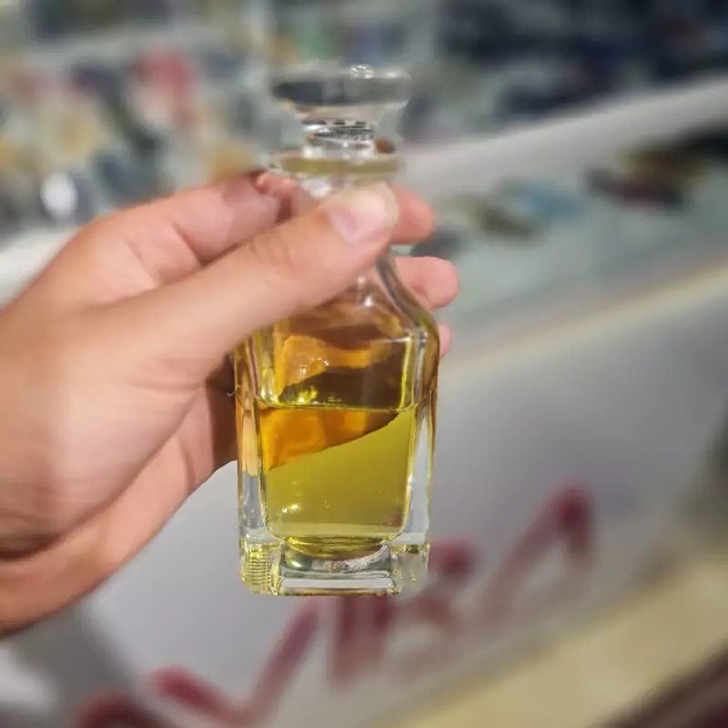 عطر گودگرل لوزی اصل گرید top