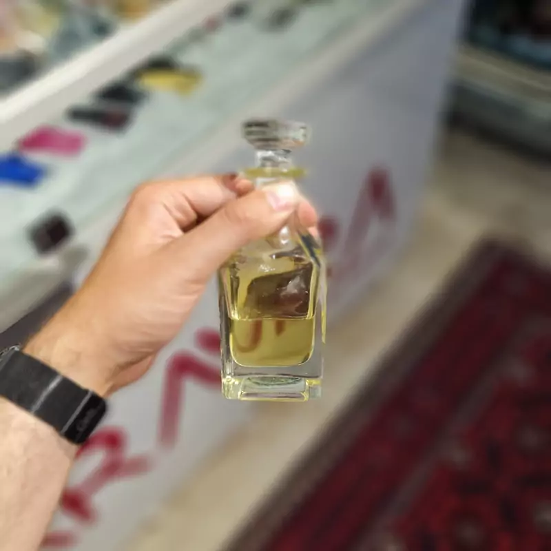 عطر لاگوست اسنتیال 5 میلی گرم